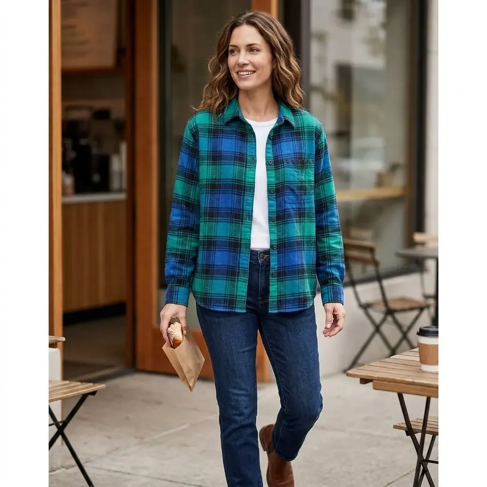 American Eagle Collared Blue Plaid Flannel Button-Up Shirt Women Size M